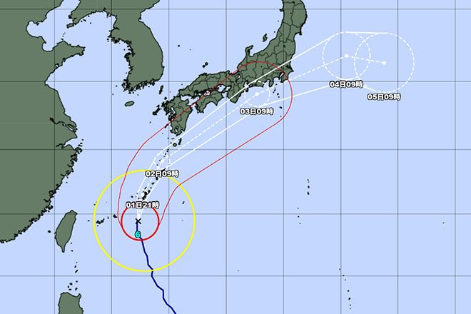 Typhoon No. 6 nears Okinawa, expected to lash southern Honshu